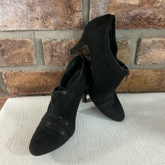 Impo Shoes - IMPO “Triumph” Black Bootie Heels